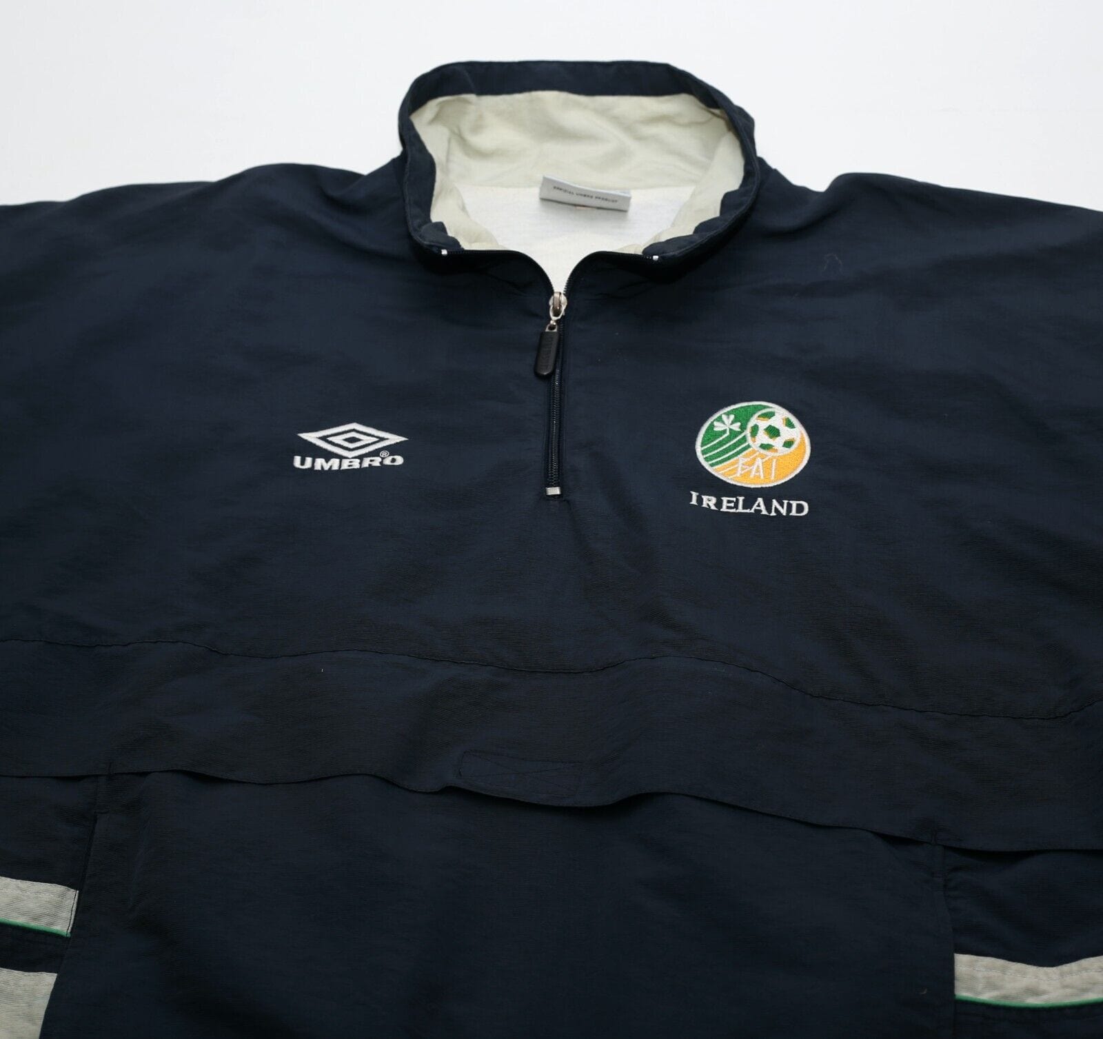 1998/99 IRELAND Vintage Umbro 1/4 Zip Football Training Jacket (L)