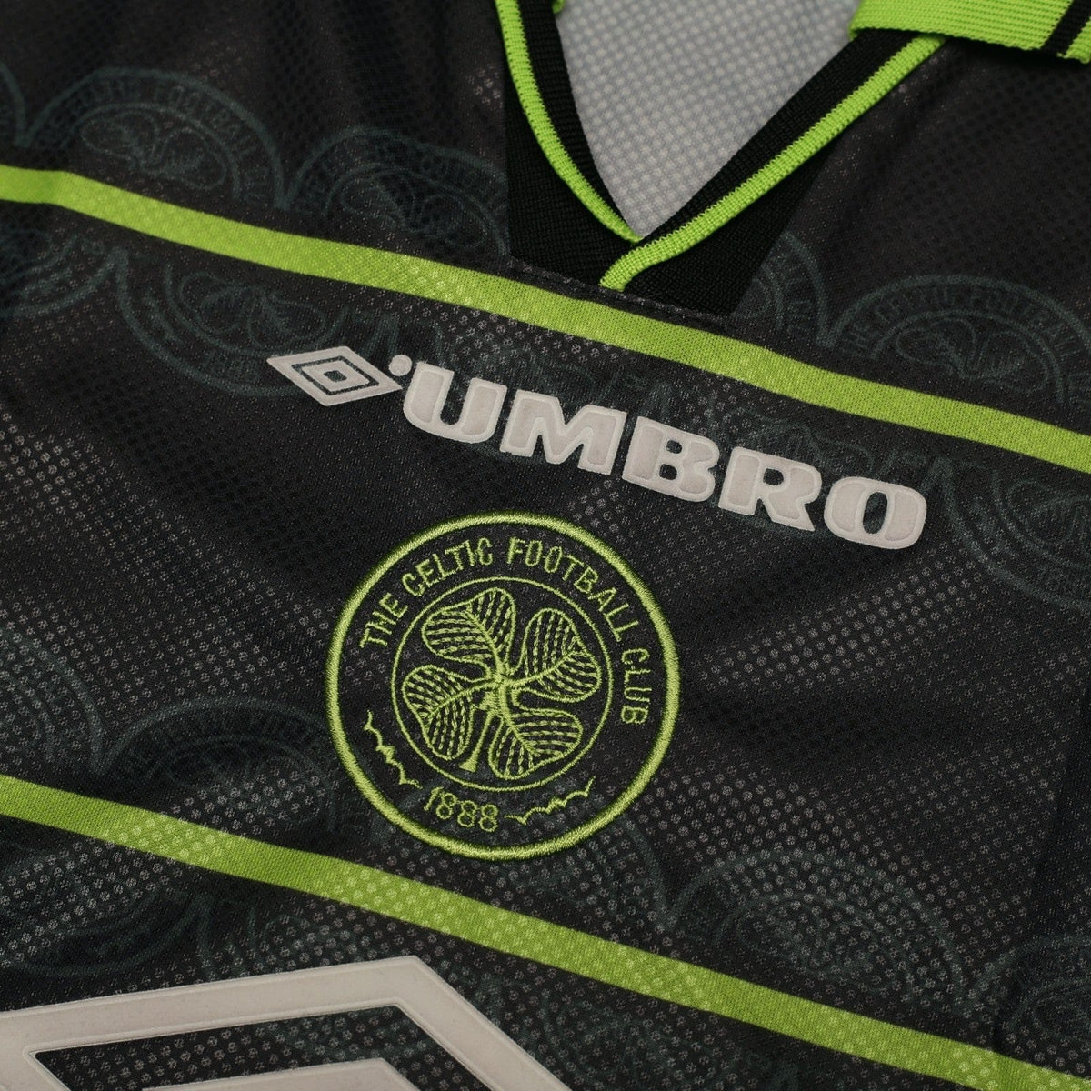 1998/99 Larsson #7 Celtic Vintage Umbro Away Football Shirt (L)