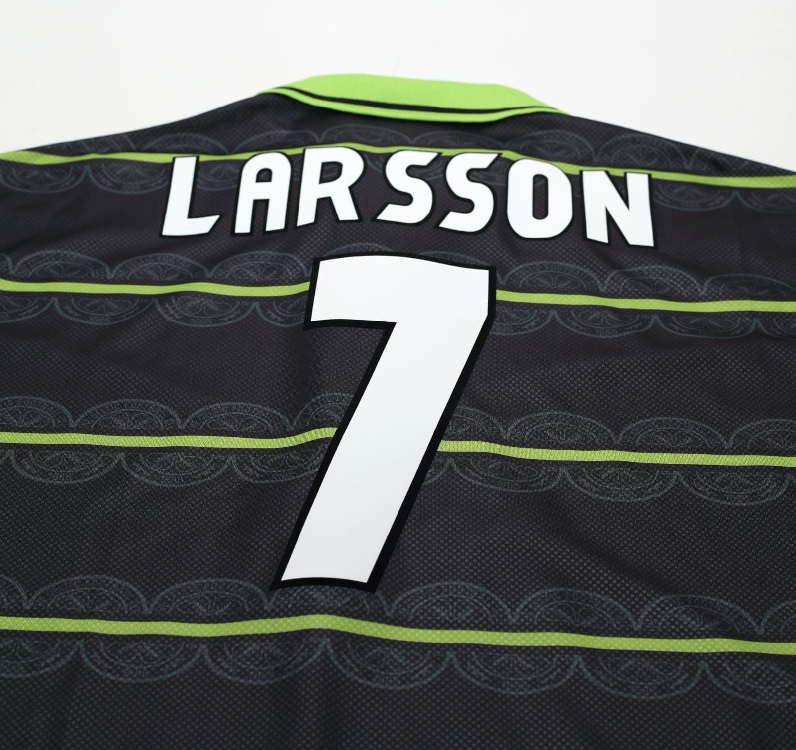 1998/99 LARSSON #7 Celtic Vintage Umbro Away Football Shirt (M)