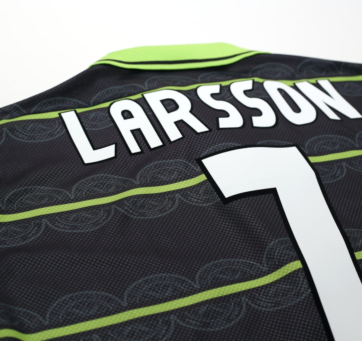 1998/99 LARSSON #7 Celtic Vintage Umbro Away Football Shirt (M)