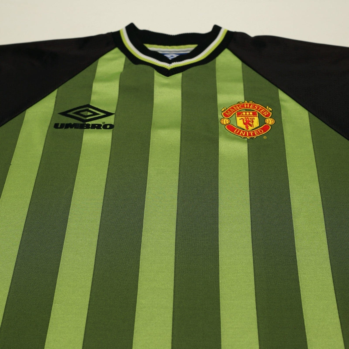 1998/99 Manchester United Vintage Umbro Training Shirt (M/L)