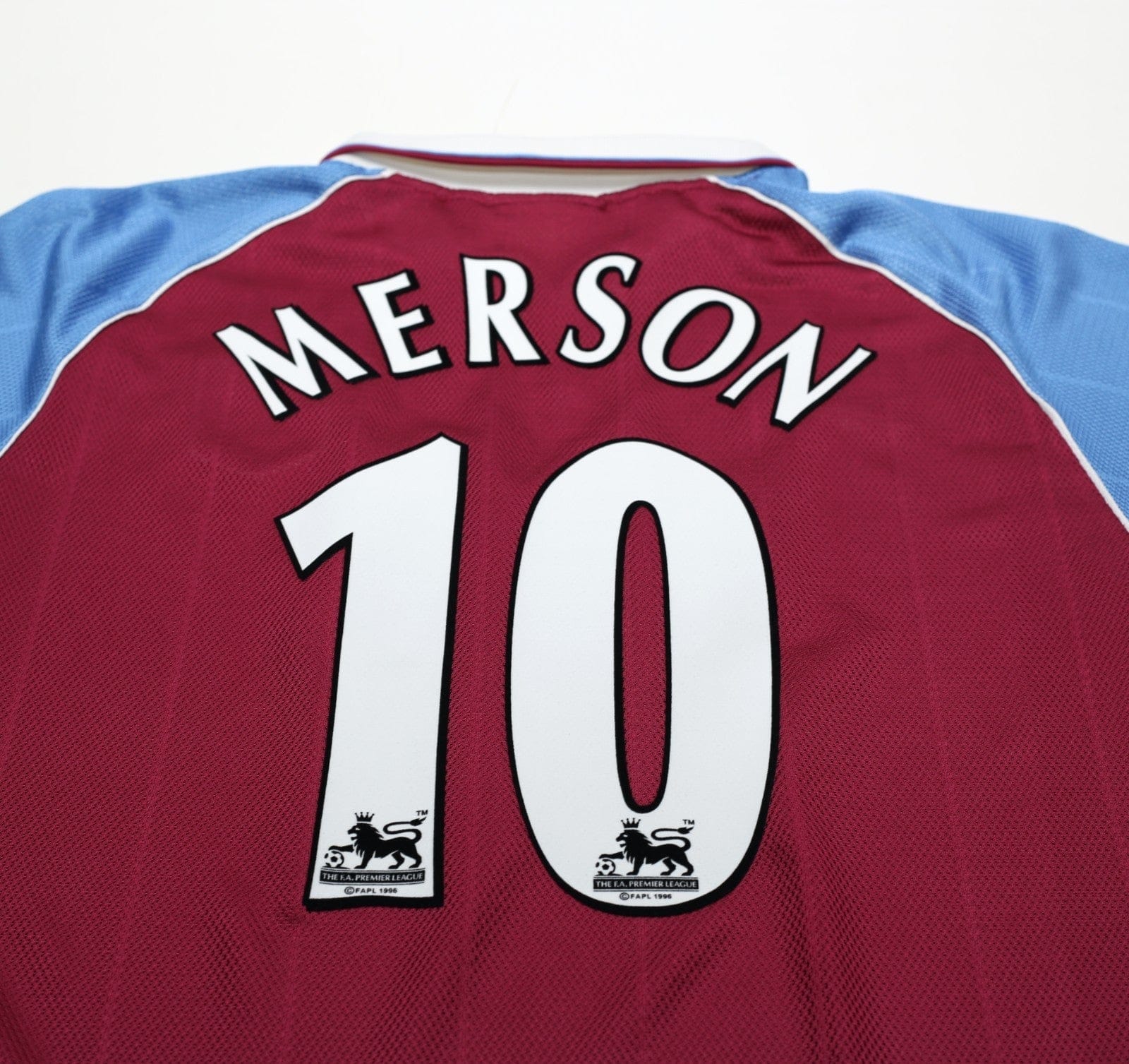 1998/99 MERSON #10 Aston Villa Vintage Reebok Home Football Shirt (L)