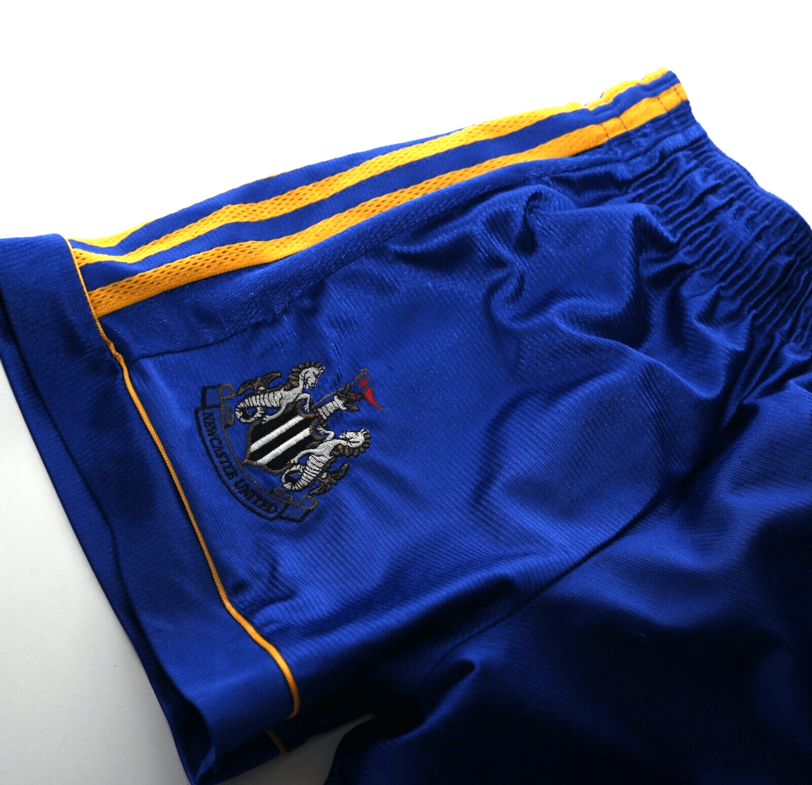 1998/99 NEWCASTLE UNITED Vintage adidas Away Football Shorts (28" Waist)