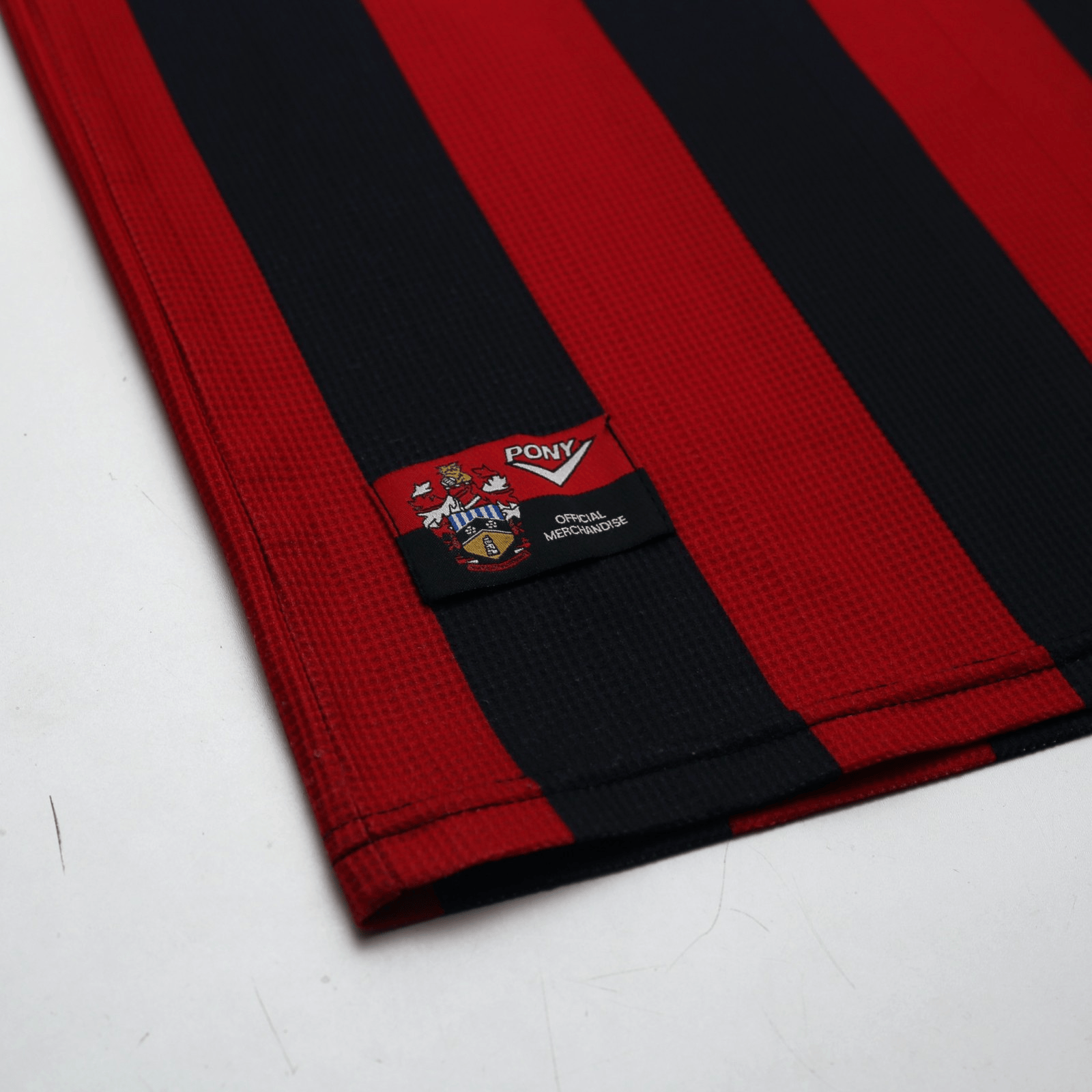 1998/99 Stewart #9 Huddersfield Town Vintage PONY Third Football Shirt (L)