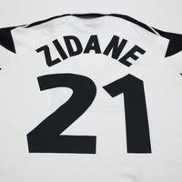 1998/99 Zidane #21 Juventus Vintage Kappa Away Football Shirt (L)
