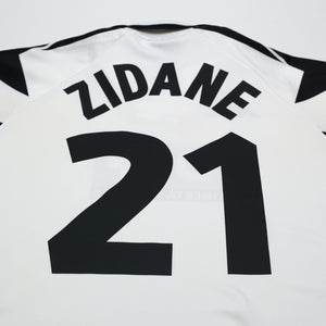 1998/99 Zidane #21 Juventus Vintage Kappa Away Football Shirt (L)