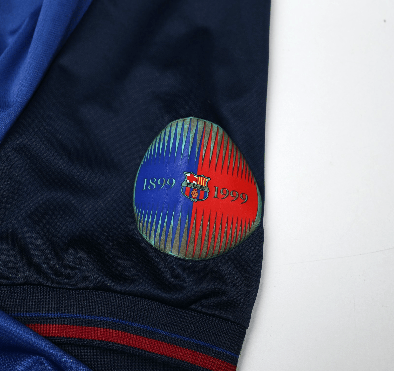 1999/00 FIGO #7 Barcelona Vintage Nike Centenary Home Football Shirt (S)