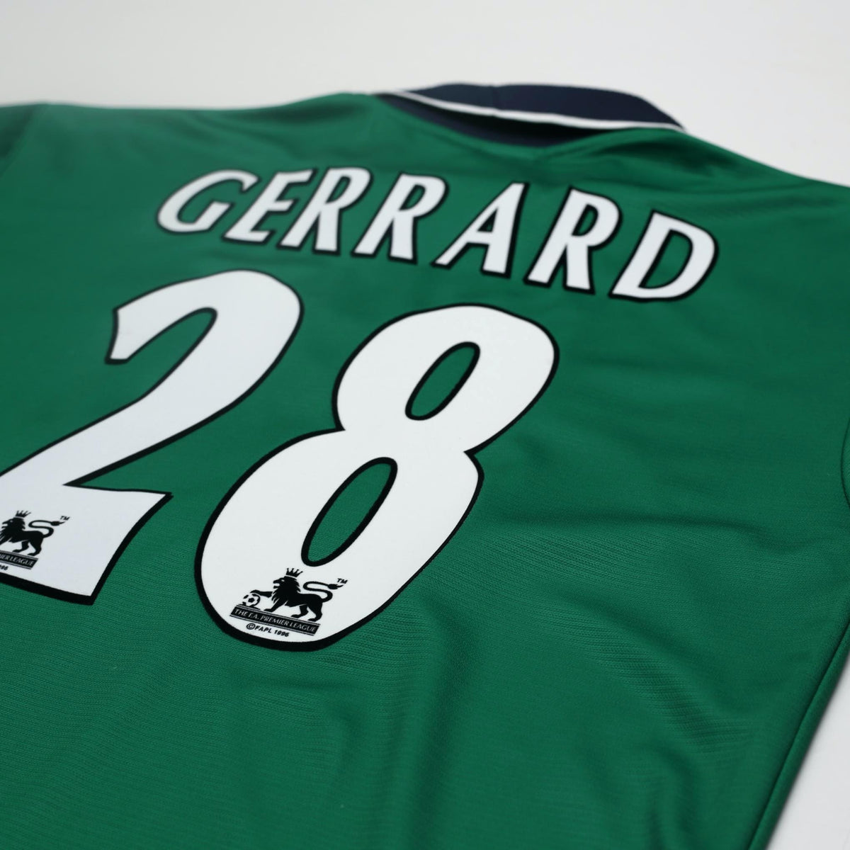 1999/00 Gerrard #28 Liverpool Vintage Reebok Away Football Shirt (38/40) M