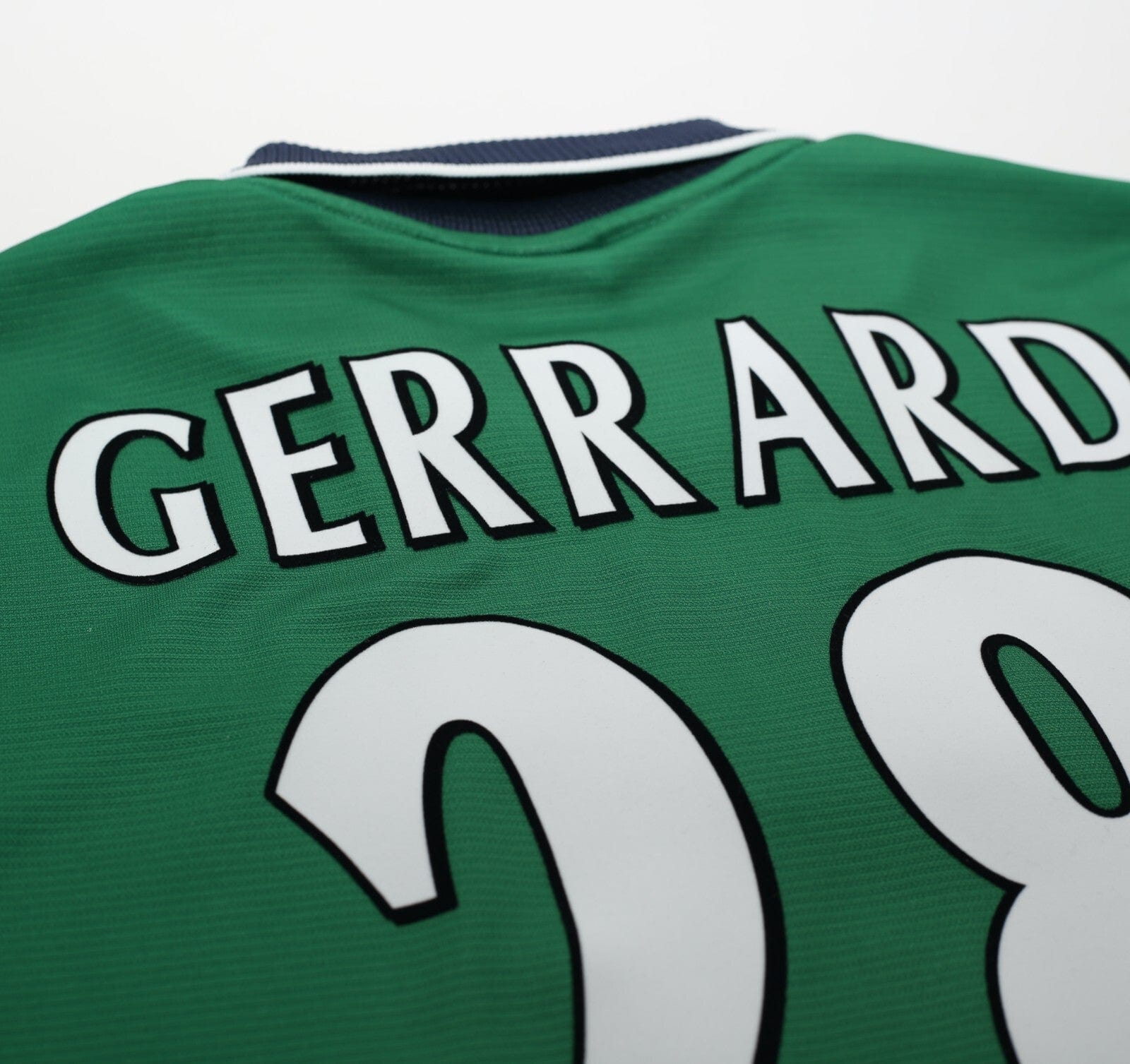 1999/00 GERRARD #28 Liverpool Vintage Reebok Away Football Shirt (S) 34/36