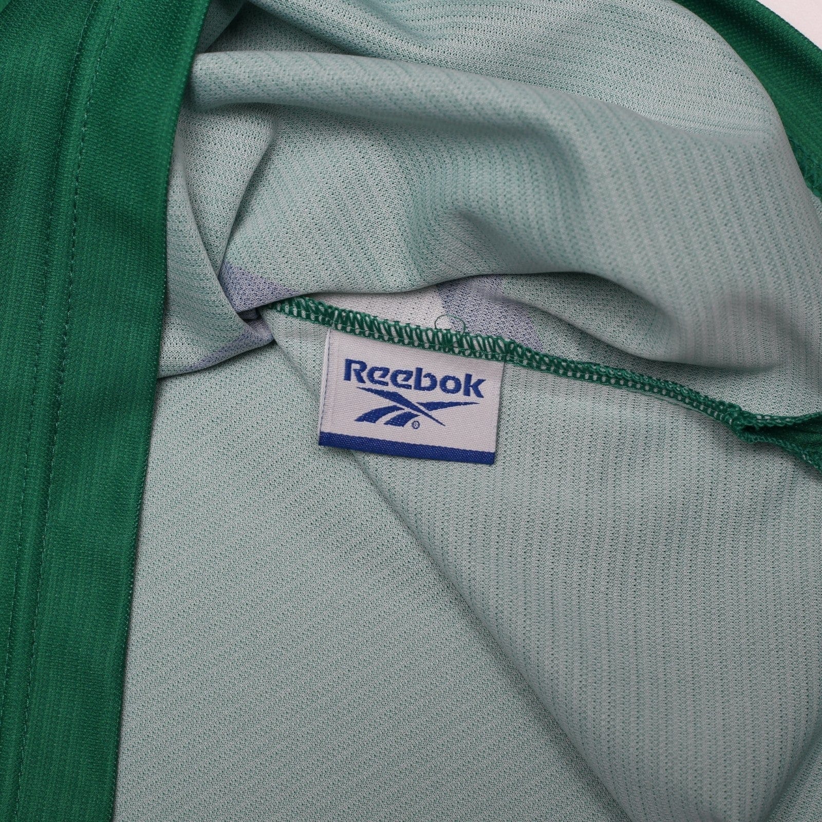 1999/00 Gerrard #28 Liverpool Vintage Reebok Away Football Shirt (S/M) 34/36