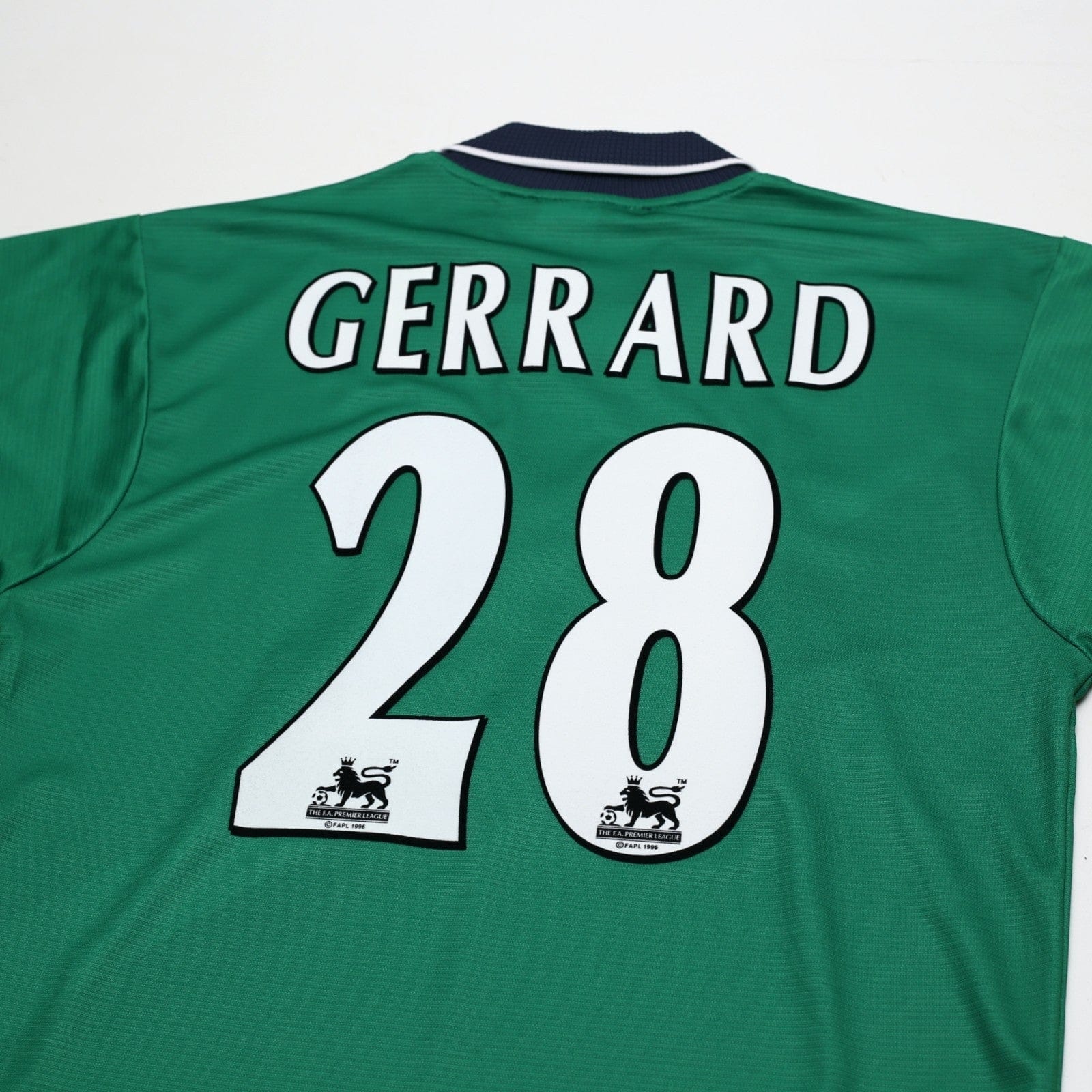1999/00 Gerrard #28 Liverpool Vintage Reebok Away Football Shirt (S/M) 34/36