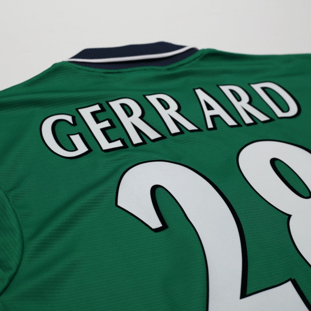 1999/00 Gerrard #28 Liverpool Vintage Reebok Away Football Shirt (S/M) 34/36