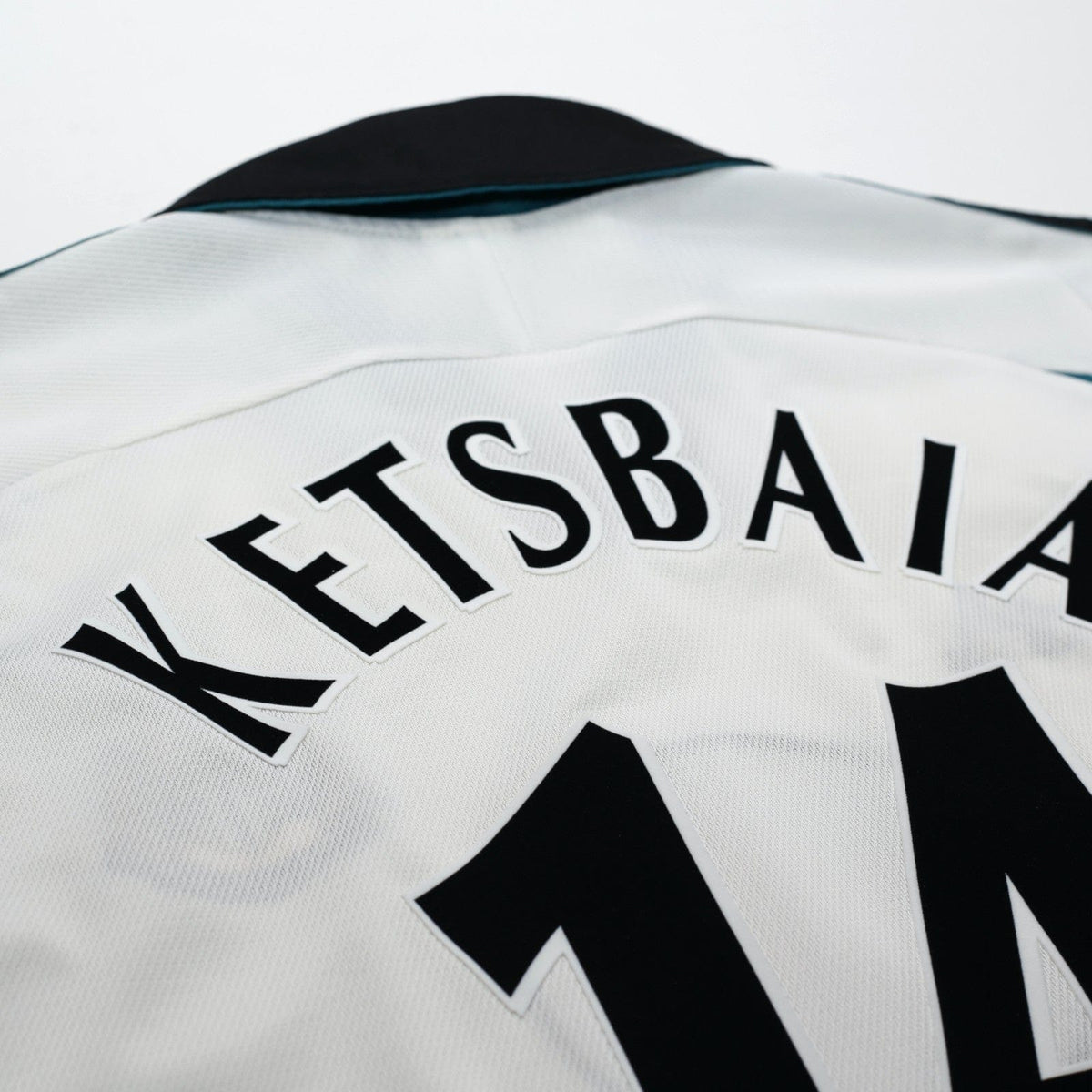 1999/00 Ketsbaia #14 Newcastle United Vintage adidas Away Football Shirt (XL)