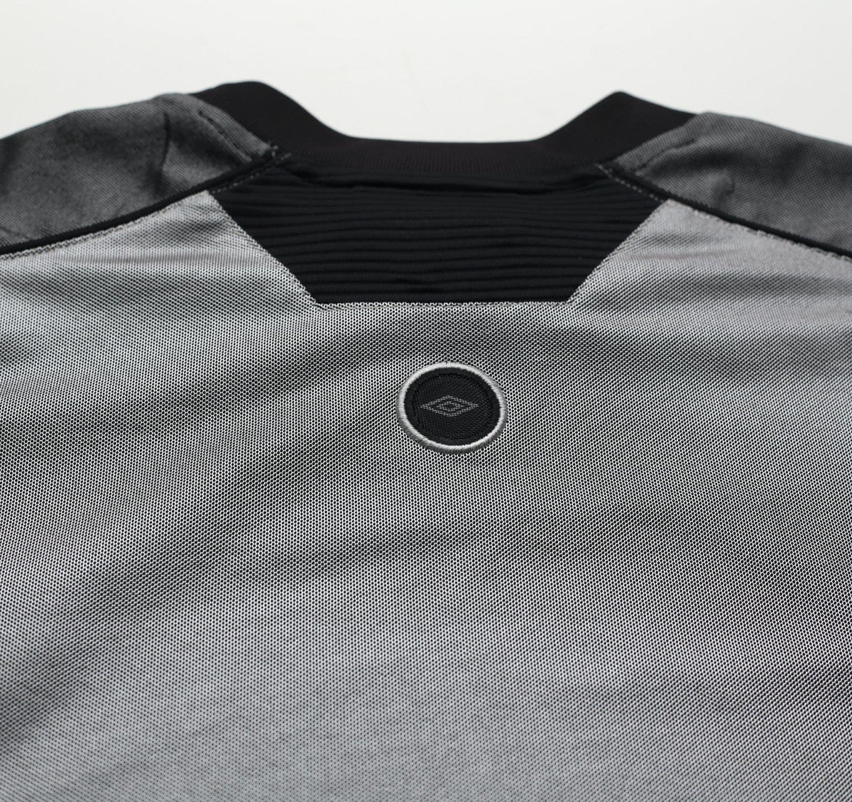 1999/00 MANCHESTER UNITED Vintage Umbro Training Shirt (XXL)