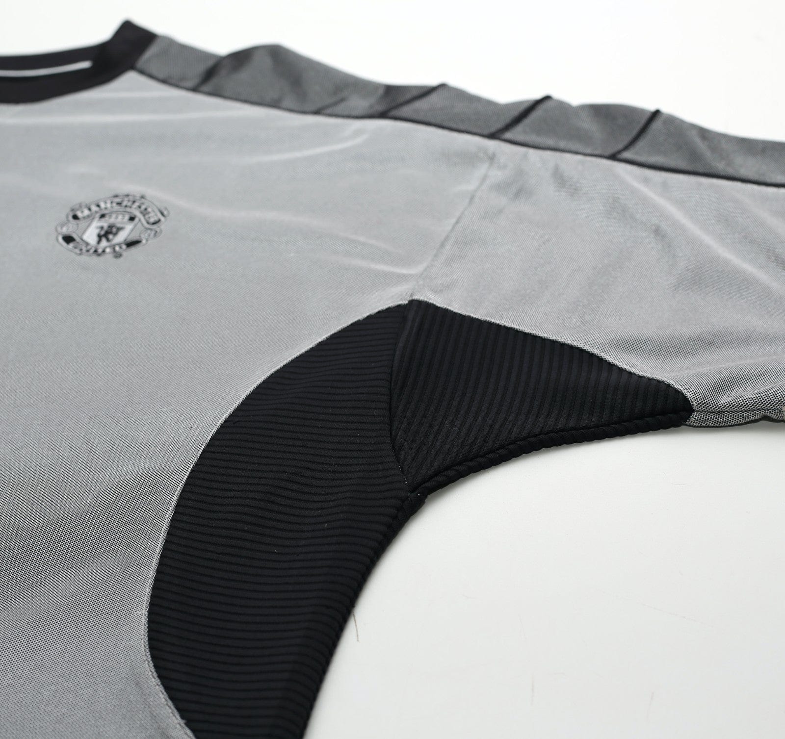 1999/00 MANCHESTER UNITED Vintage Umbro Training Shirt (XXL)