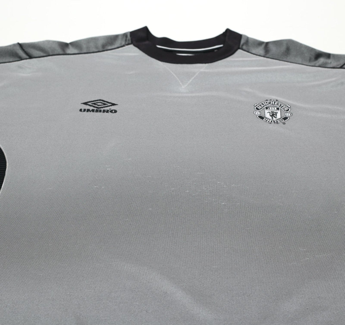 1999/00 MANCHESTER UNITED Vintage Umbro Training Shirt (XXL)