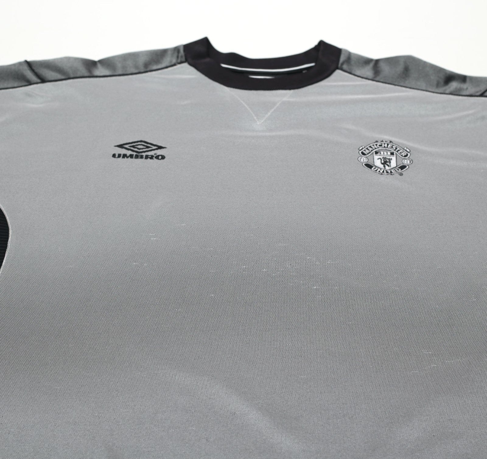 1999/00 MANCHESTER UNITED Vintage Umbro Training Shirt (XXL)