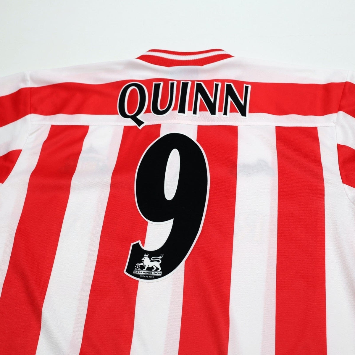 1999/00 Quinn #9 Sunderland Vintage Asics Home Football Shirt (L)