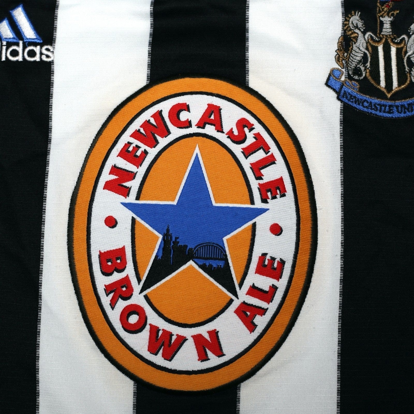 1999/00 Shearer #9 Newcastle United Vintage adidas Home Football Shirt (S)
