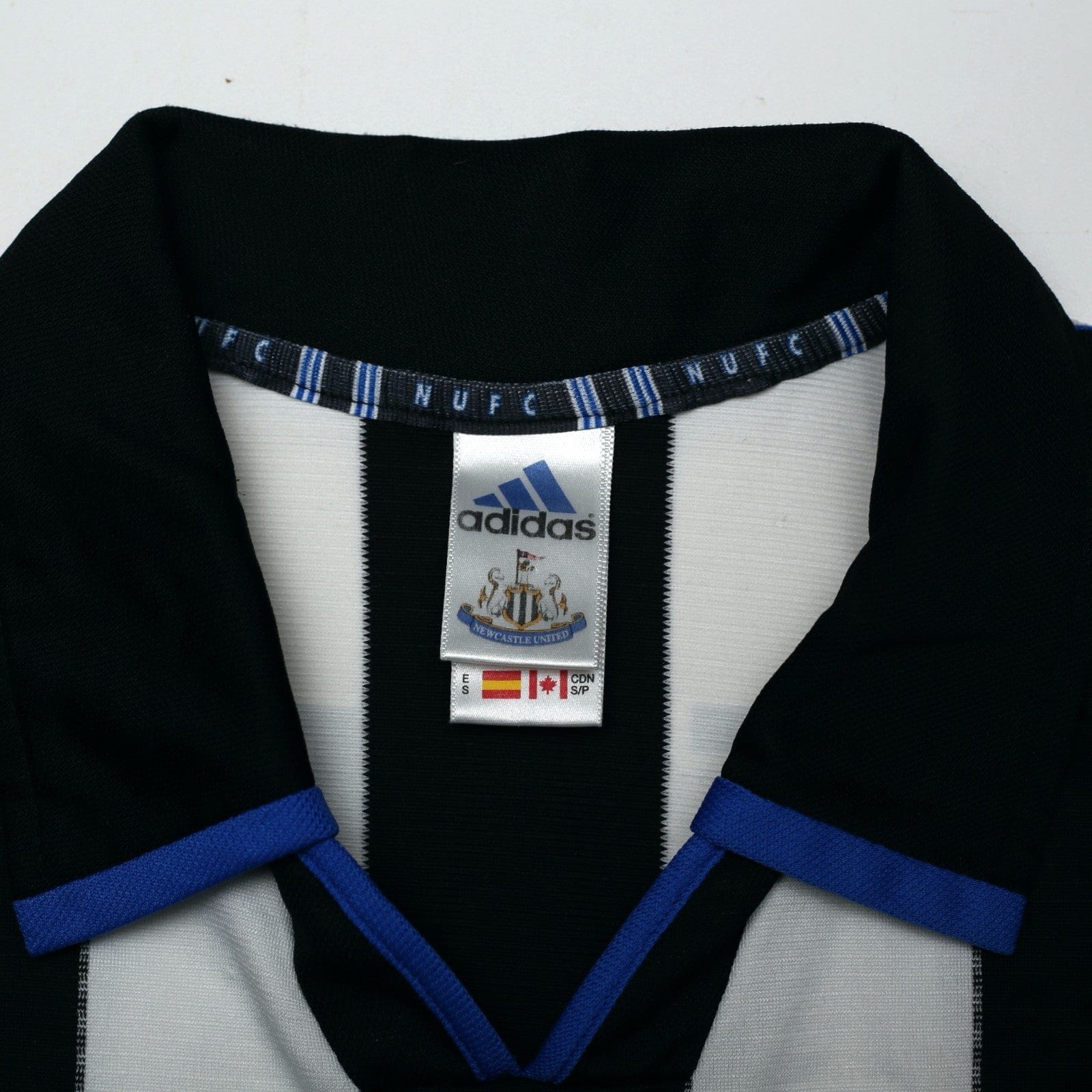 1999/00 Shearer #9 Newcastle United Vintage adidas Home Football Shirt (S)