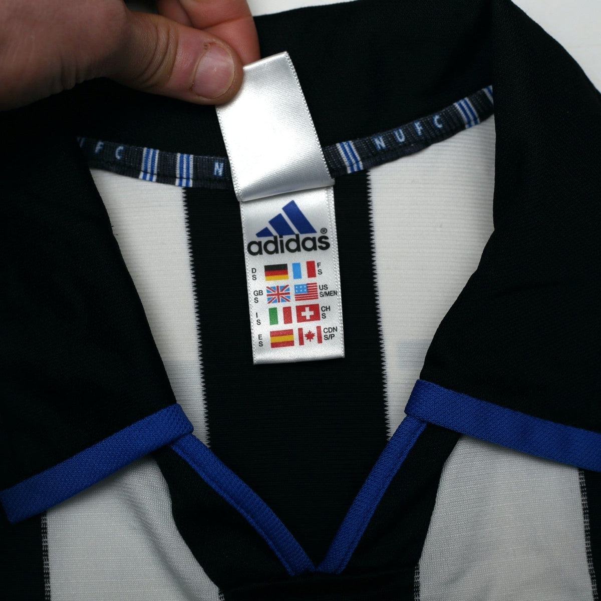 1999/00 Shearer #9 Newcastle United Vintage adidas Home Football Shirt (S)