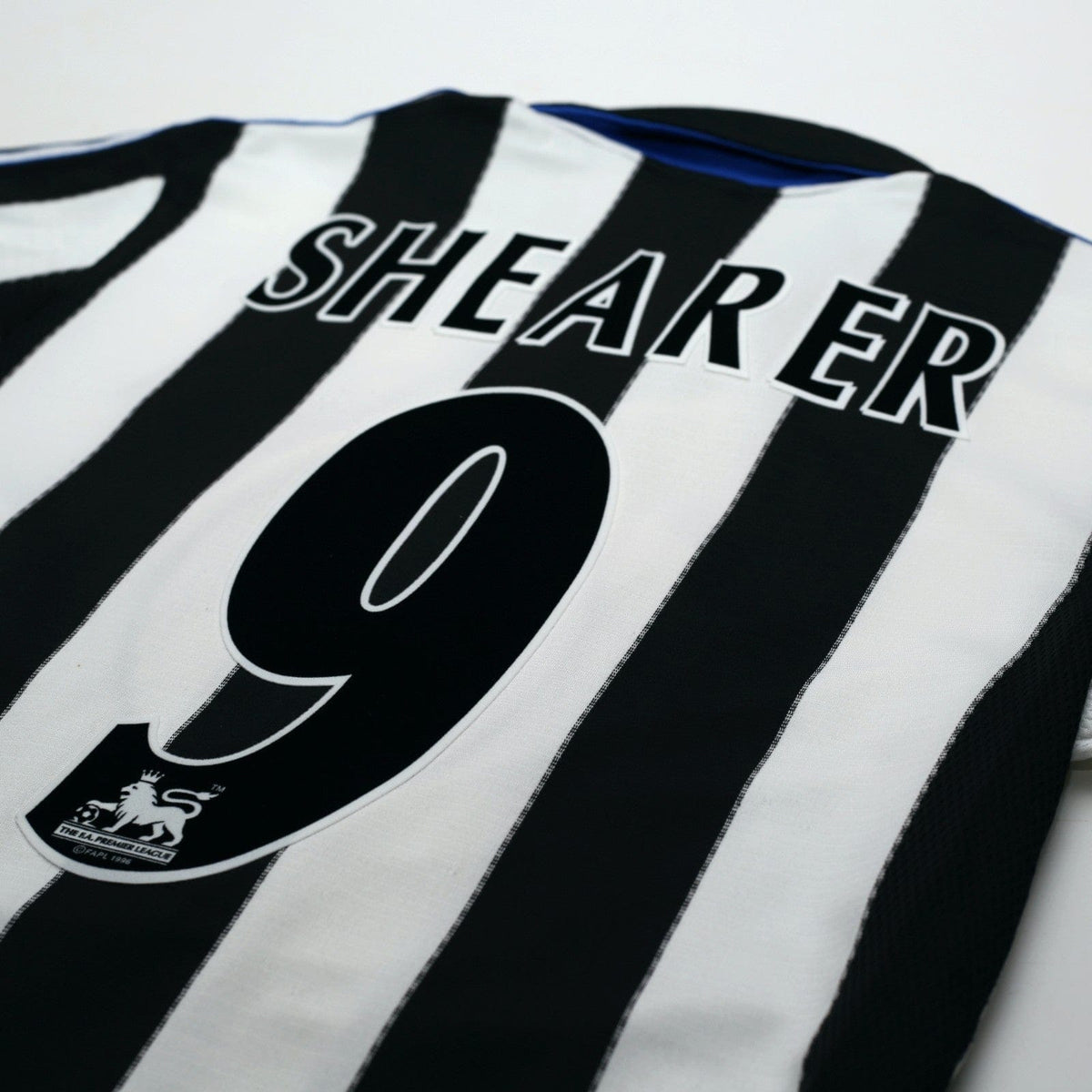 1999/00 Shearer #9 Newcastle United Vintage adidas Home Football Shirt (S)