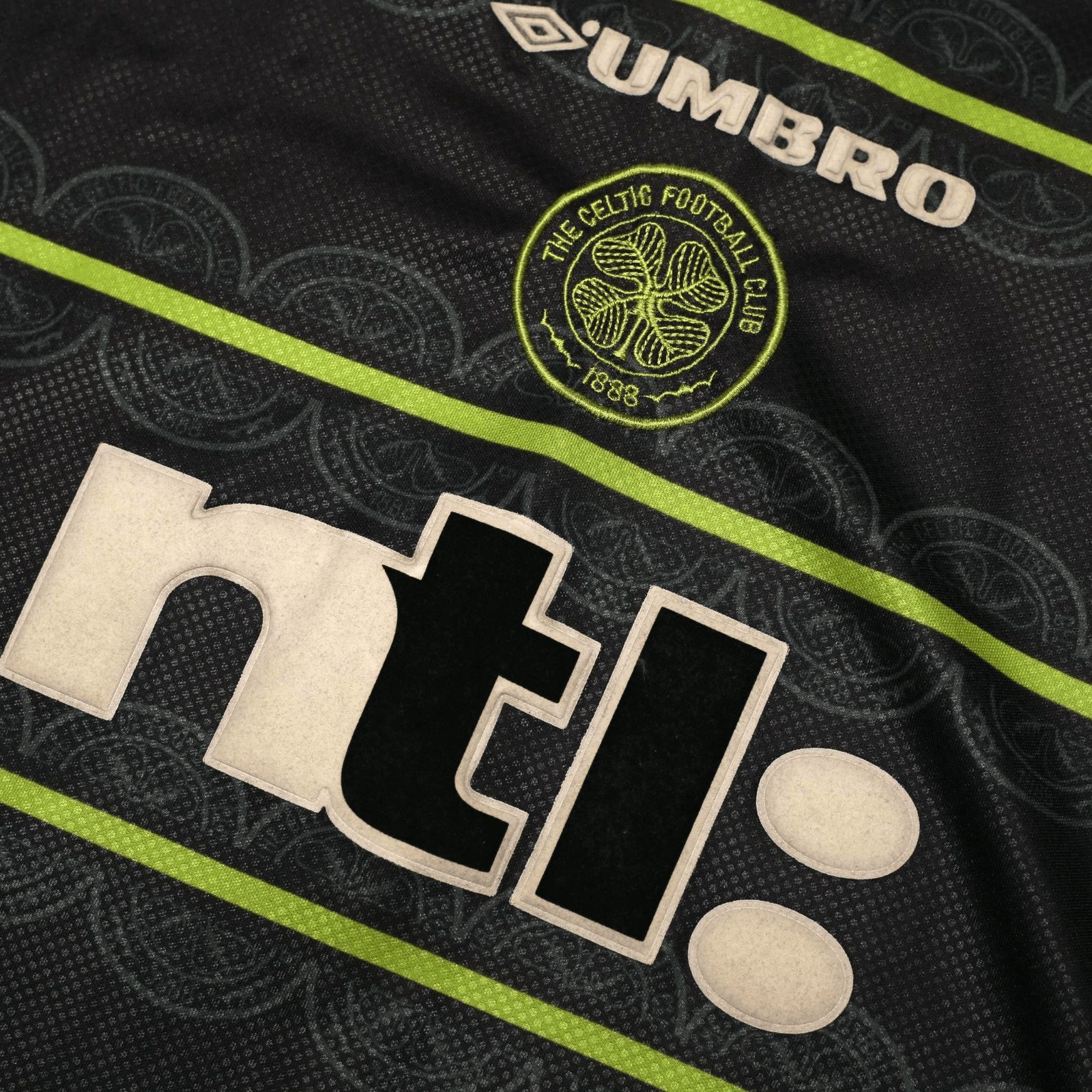 1999/00 Viduka #36 Celtic Vintage Umbro Away Football Shirt (XL)