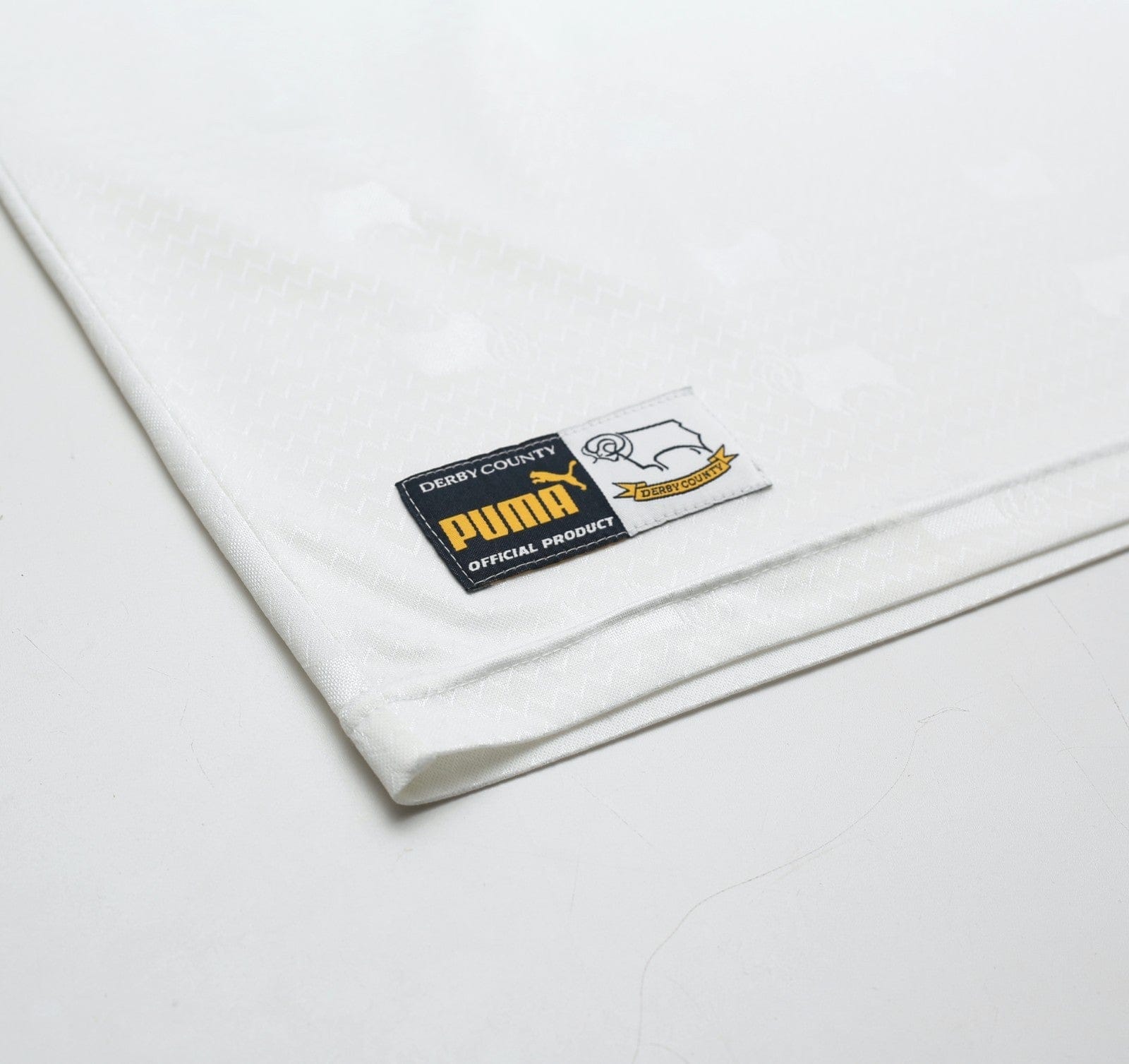 1999/00 WANCHOPE #9 Derby County Vintage PUMA Home Football Shirt (M)