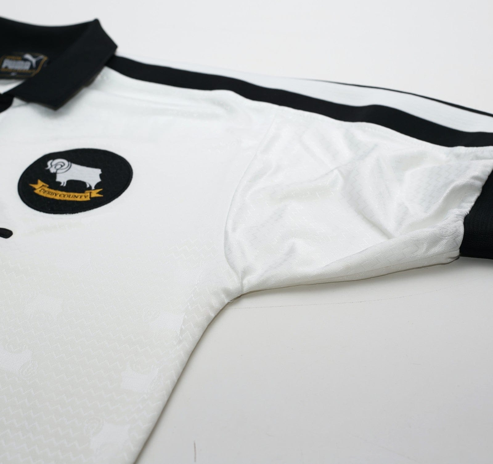 1999/00 WANCHOPE #9 Derby County Vintage PUMA Home Football Shirt (M)