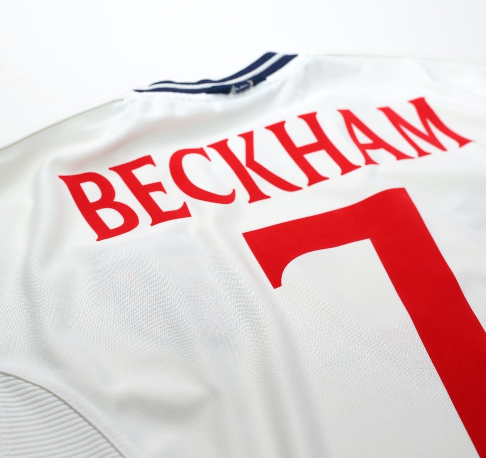 1999/01 BECKHAM #7 England Vintage Umbro Home Football Shirt (M) Euro 2000