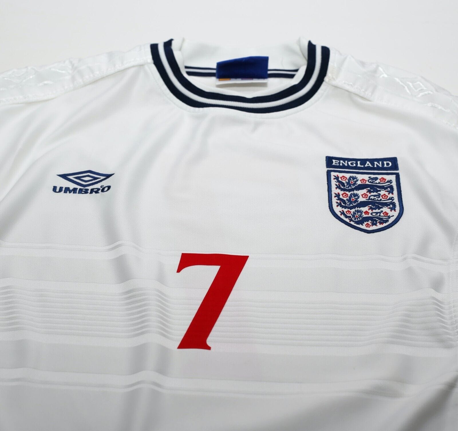 1999/01 BECKHAM #7 England Vintage Umbro Home Football Shirt (M) Euro 2000