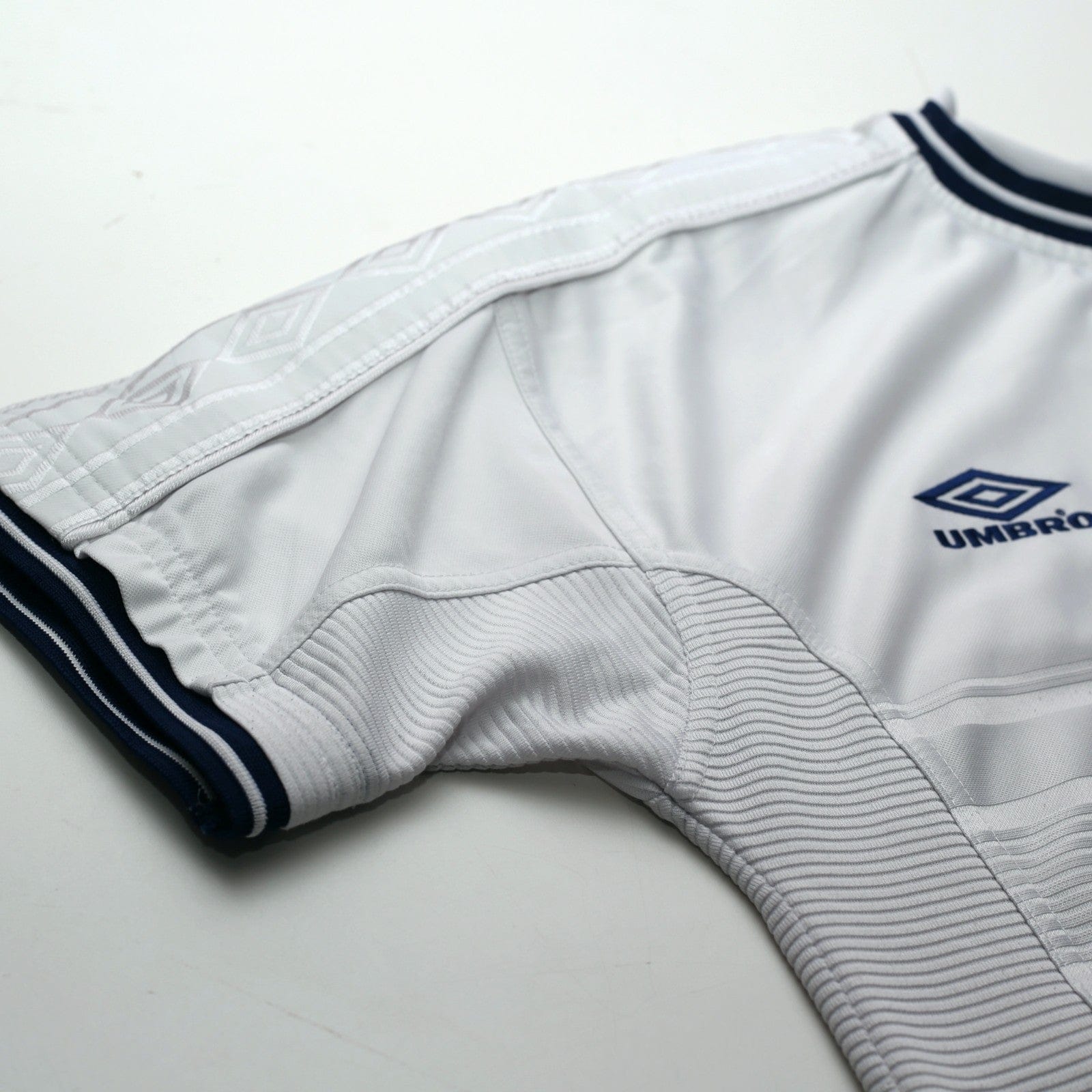 1999/01 England Vintage Umbro Home Football Shirt (M) Euro 2000