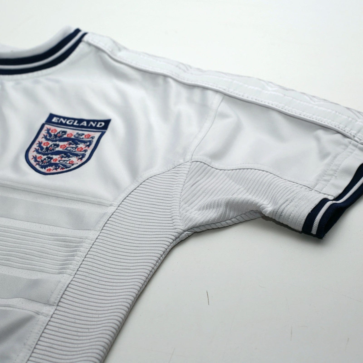 1999/01 England Vintage Umbro Home Football Shirt (M) Euro 2000