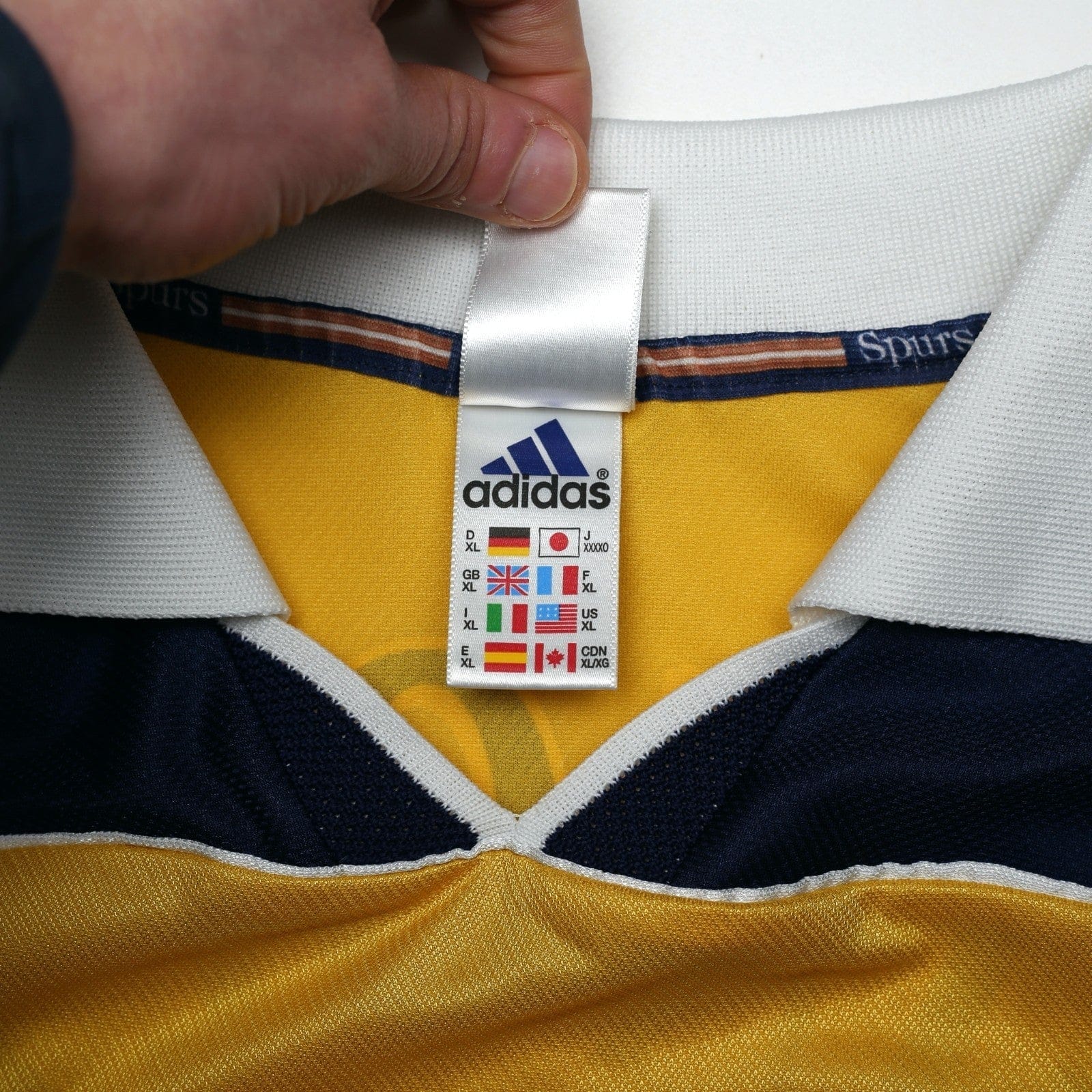 1999/01 Ginola #14 Tottenham Hotspur Vintage adidas Away Football Shirt (XL)