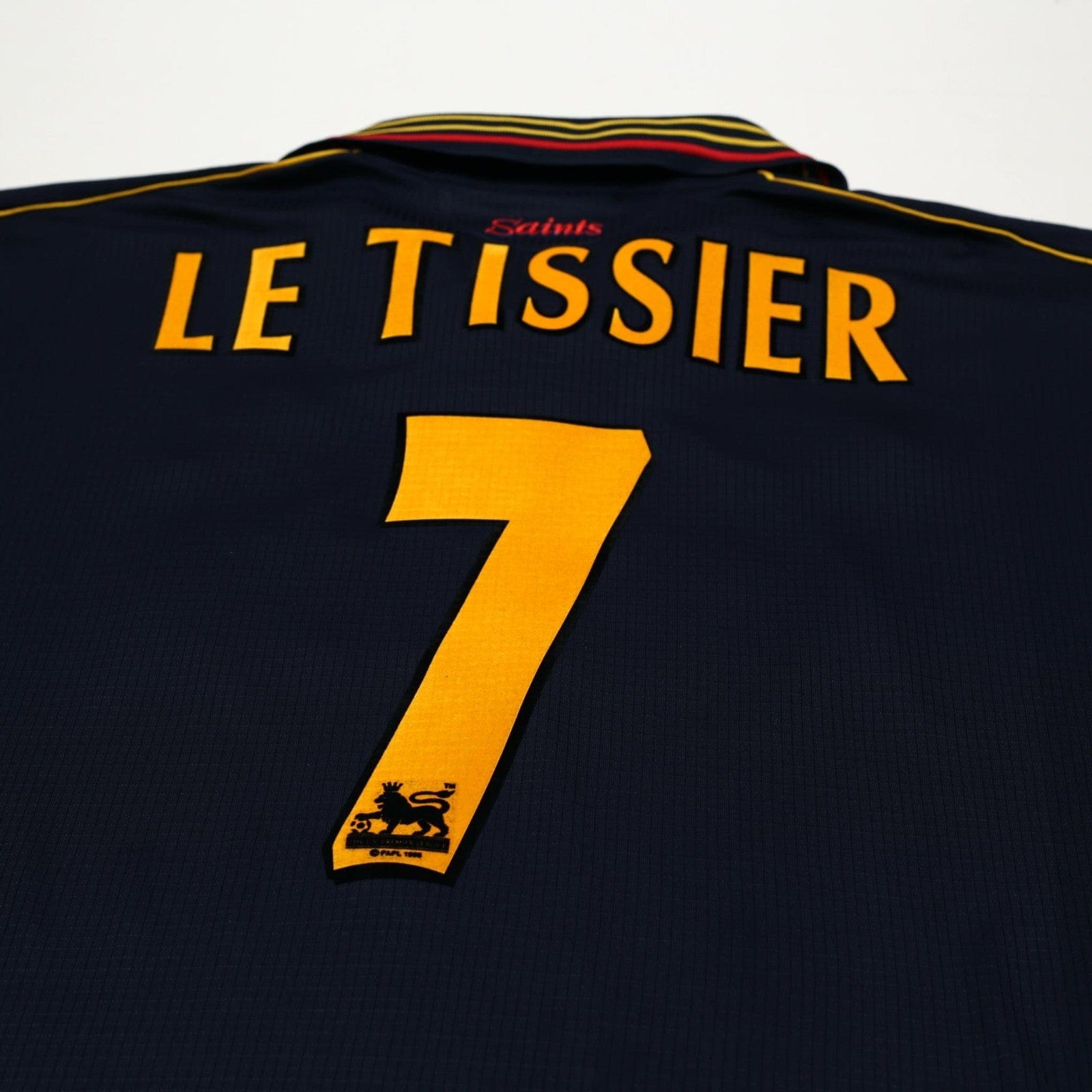 1999/01 Le Tissier #7 Southampton Vintage Saints Away Football Shirt (XL)