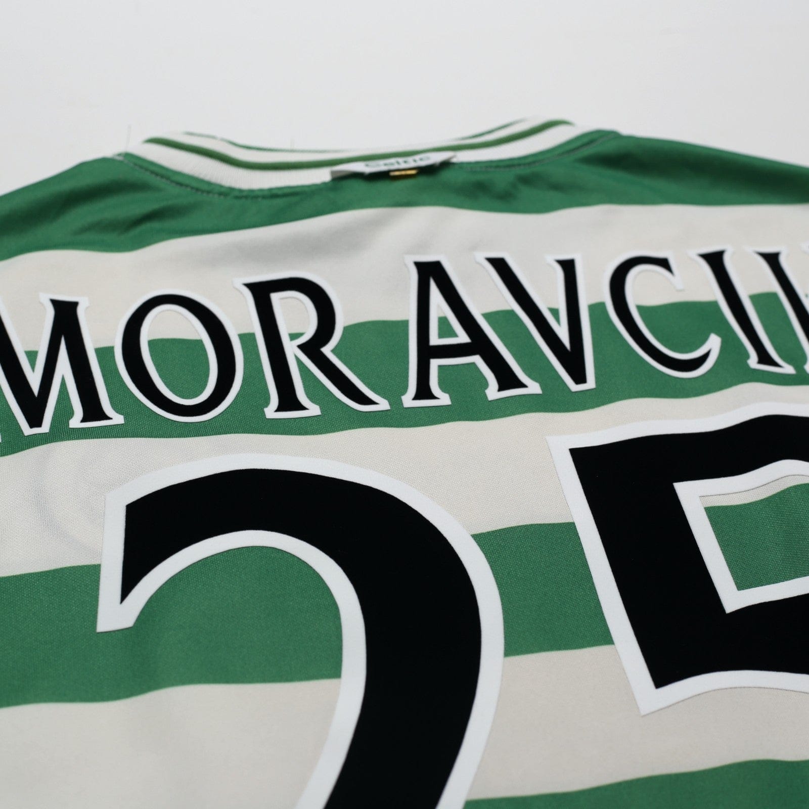 1999/01 Moravick #25 Celtic Vintage Umbro Home Football Shirt (M)