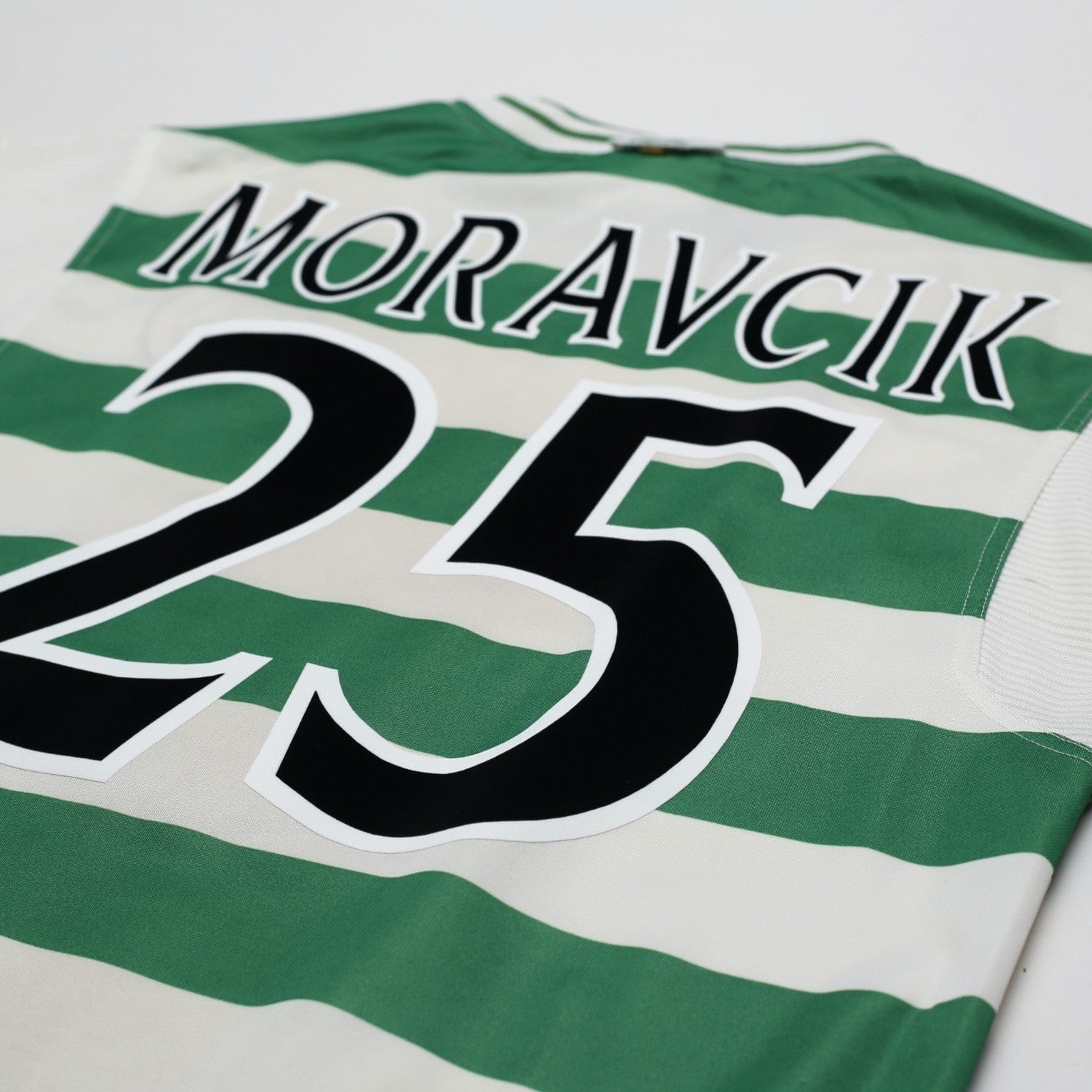 1999/01 Moravick #25 Celtic Vintage Umbro Home Football Shirt (M)