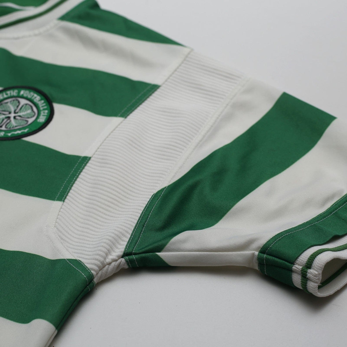 1999/01 Moravick #25 Celtic Vintage Umbro Home Football Shirt (M)
