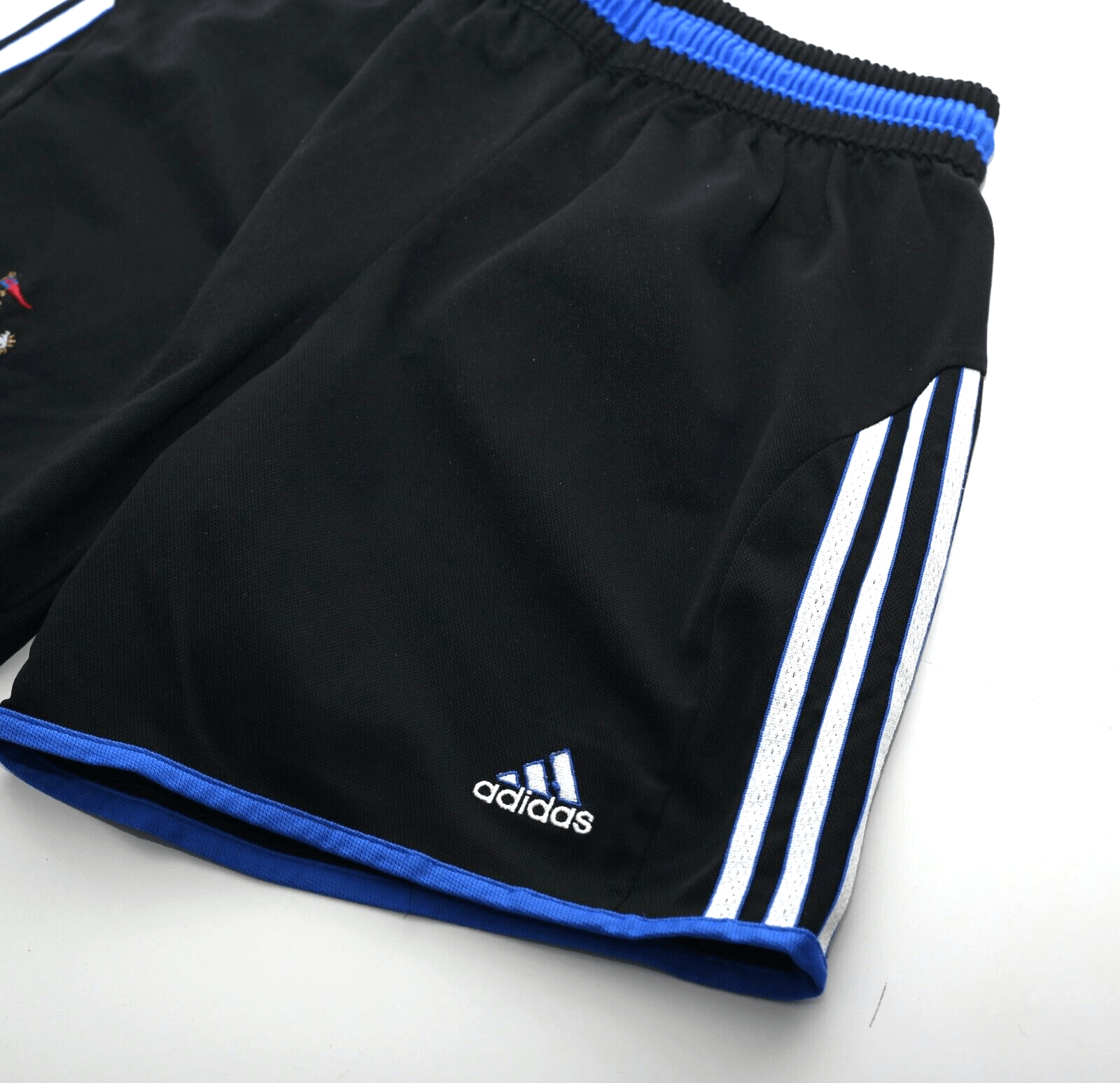 1999/01 NEWCASTLE UNITED Vintage adidas Home Football Shorts (30" Waist)