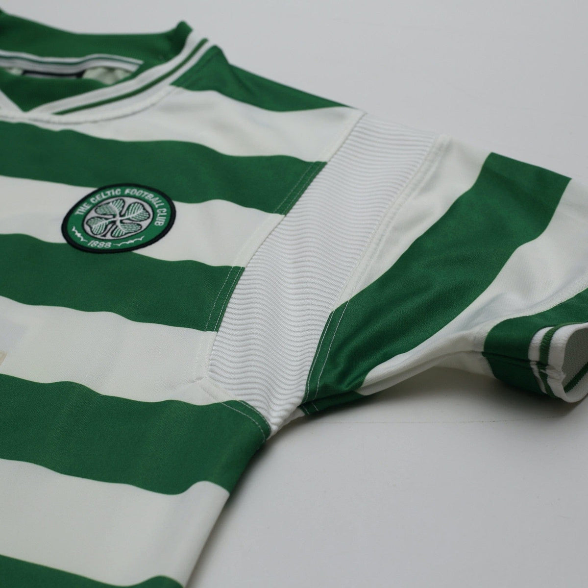 1999/01 Viduka #36 Celtic Vintage Umbro Home Football Shirt (M)