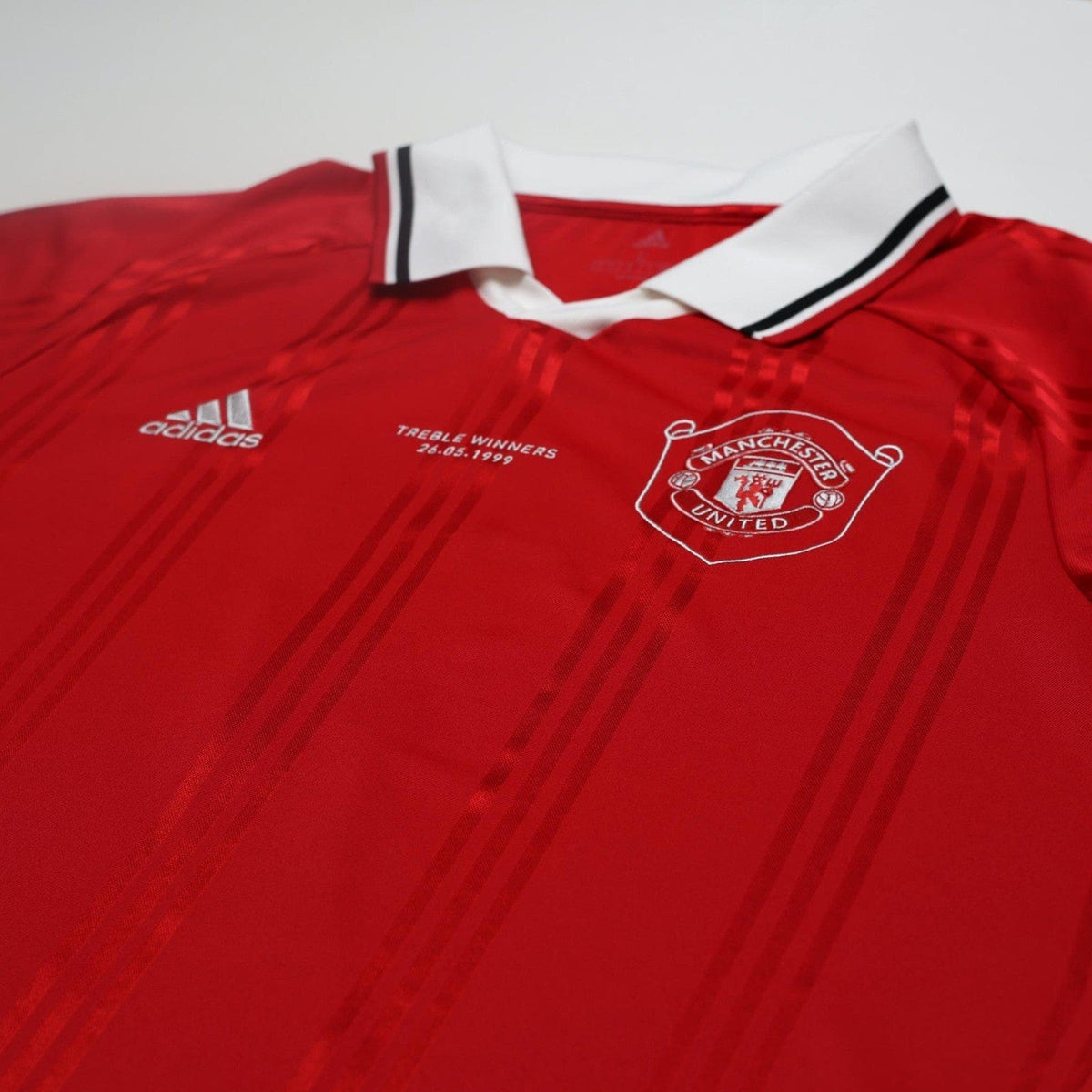 1999 Beckham #7 Manchester United adidas Icons L/S Treble Football Shirt (L/XL)