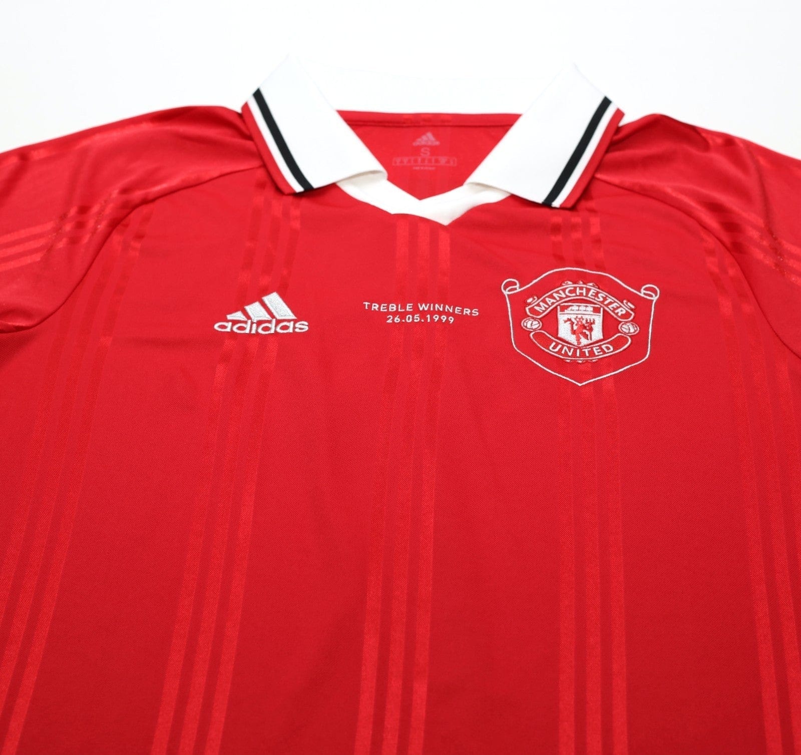 1999 BECKHAM #7 Manchester United adidas Icons L/S Treble Football Shirt (S/M)