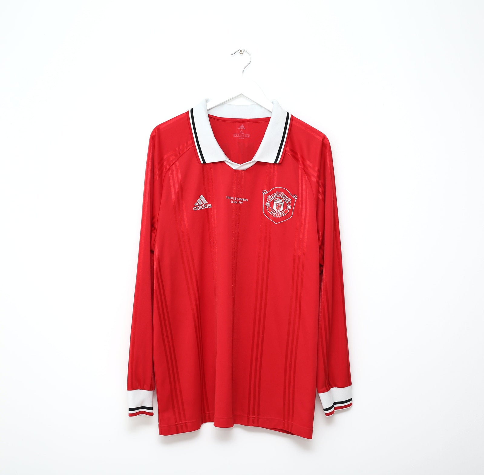 1999 BECKHAM #7 Manchester United adidas Icons LS Treble Football Shirt (XL)