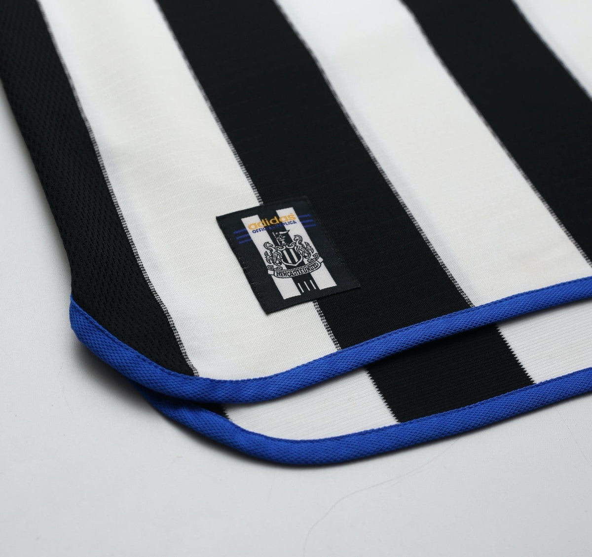 1999 SHEARER #9 Newcastle United Vintage adidas FA Cup Final Football Shirt (S)