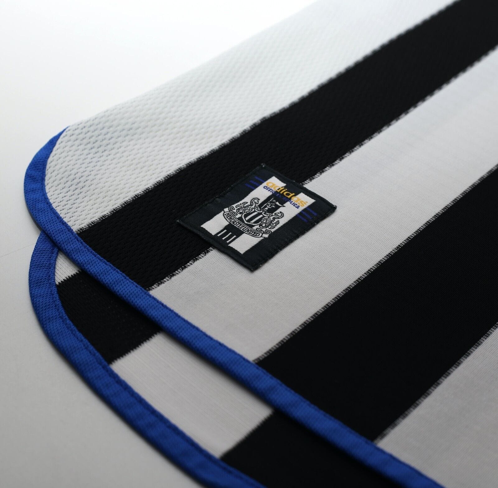 1999 SHEARER #9 Newcastle United Vintage adidas FA CUP FINAL Football Shirt (XL)