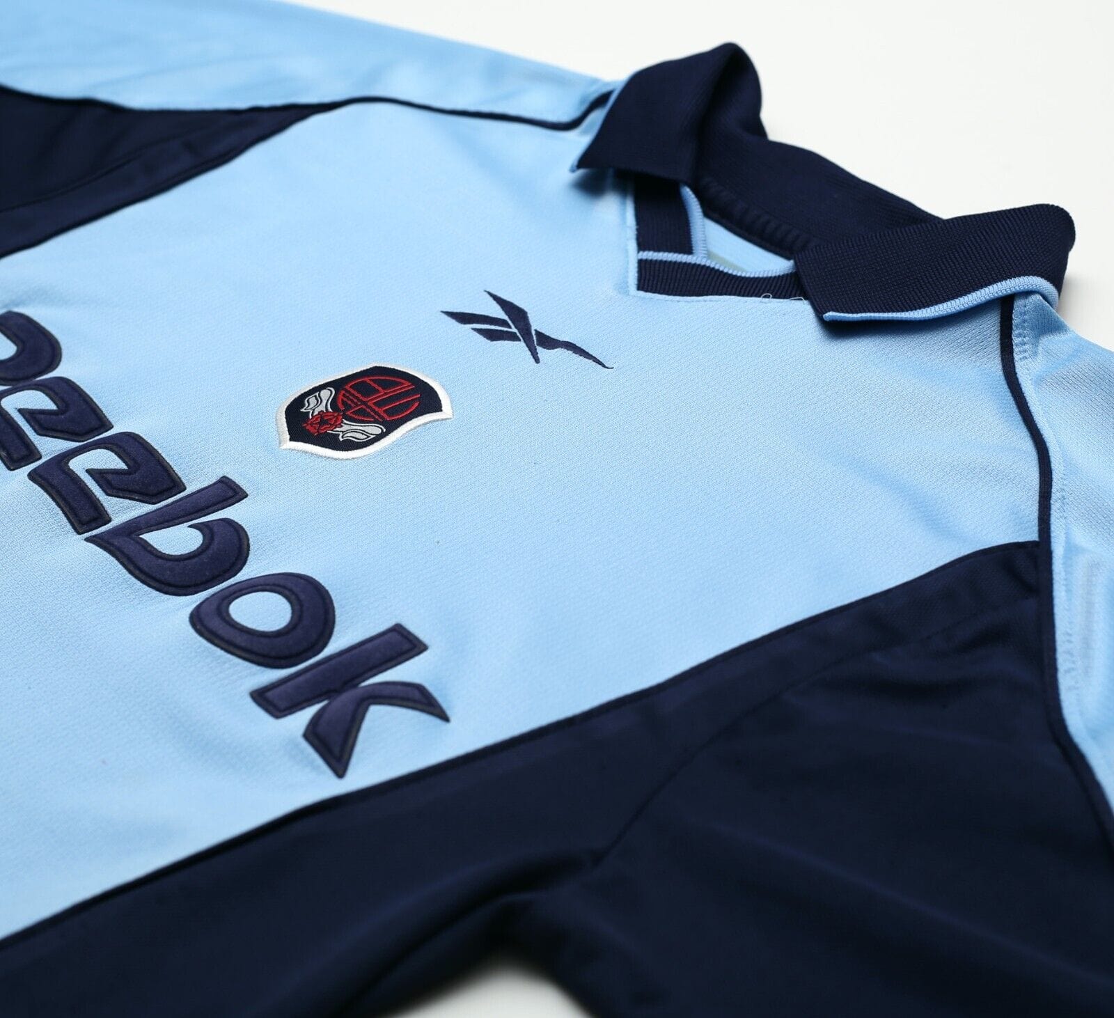 2000/01 BOLTON WANDERERS Vintage Reebok Away Football Shirt (S)