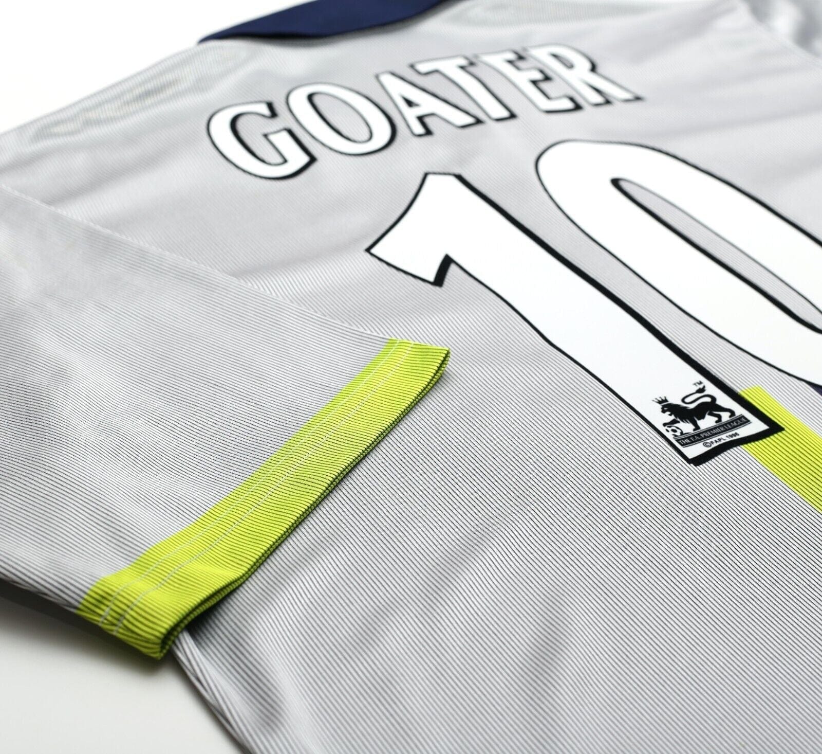 2000/01 GOATER #10 Manchester City Vintage le coq sportif Football Shirt (L)