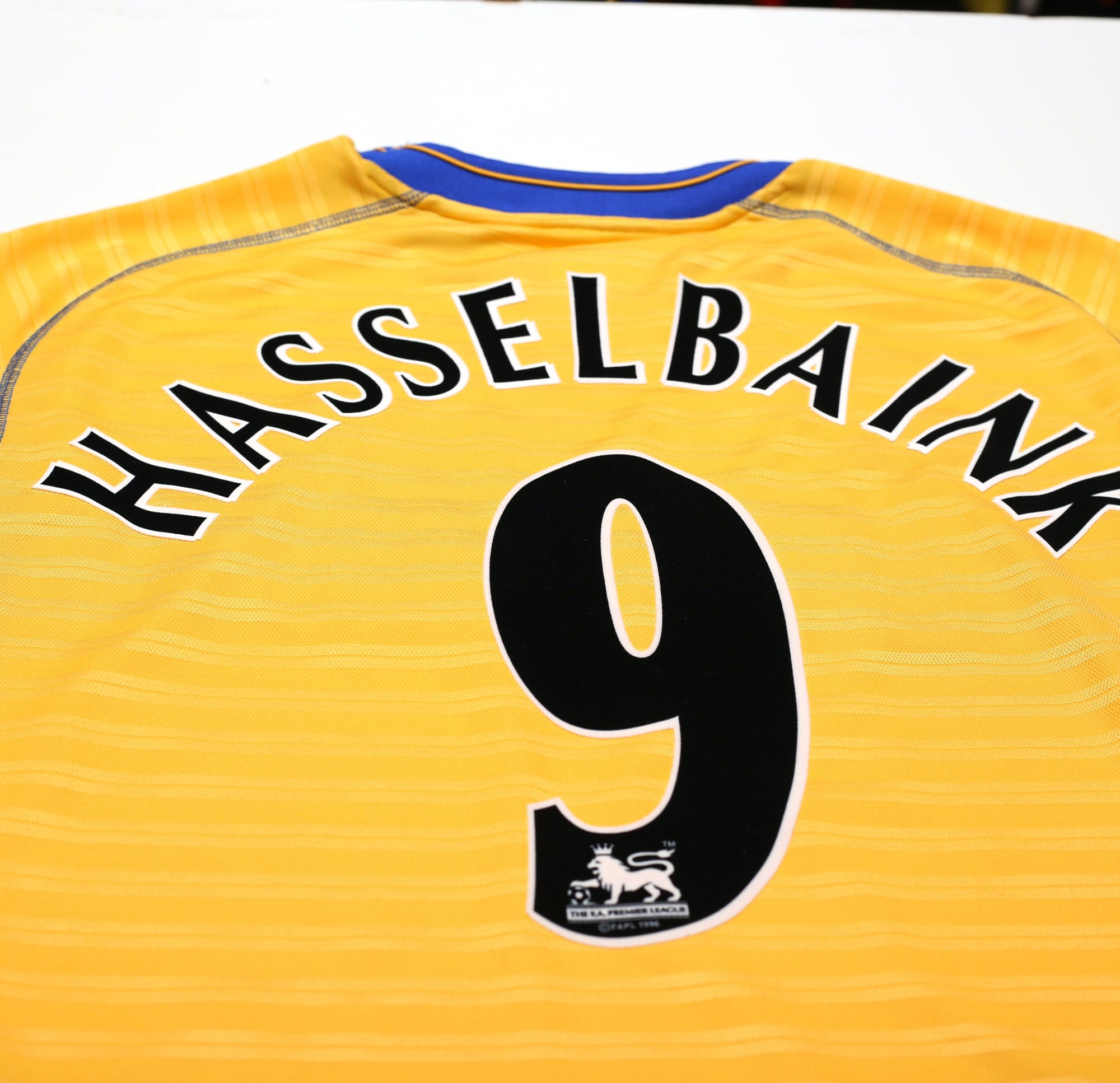 2000/01 HASSELBAINK #9 Chelsea Vintage Umbro Away Football Shirt Jersey (XXL)