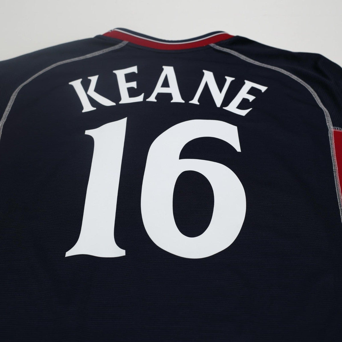 2000/01 Keane #16 Manchester United Vintage Umbro Third Football Shirt (L)