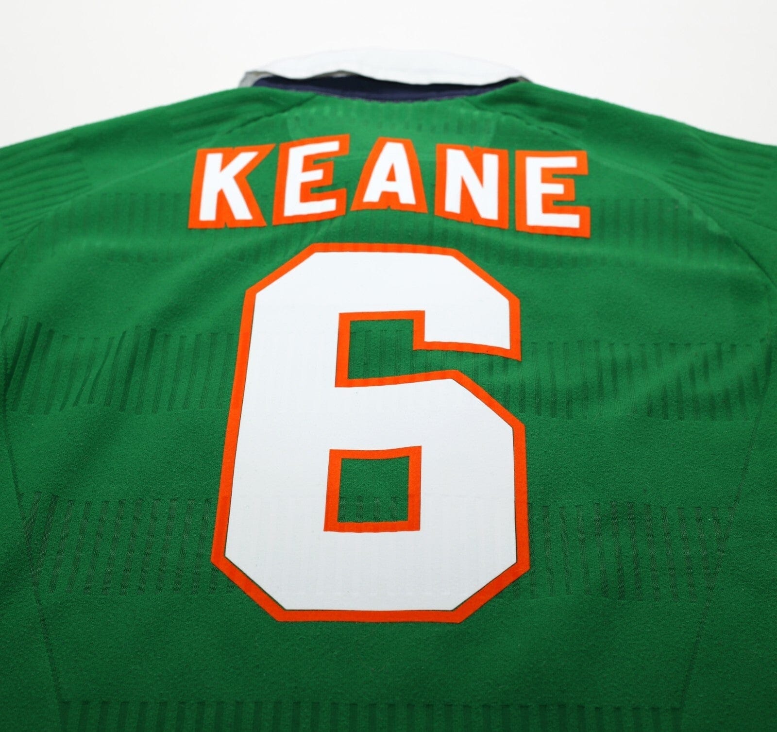 2000/01 KEANE #6 Ireland Vintage Umbro Home Football Shirt (M/L) Man United